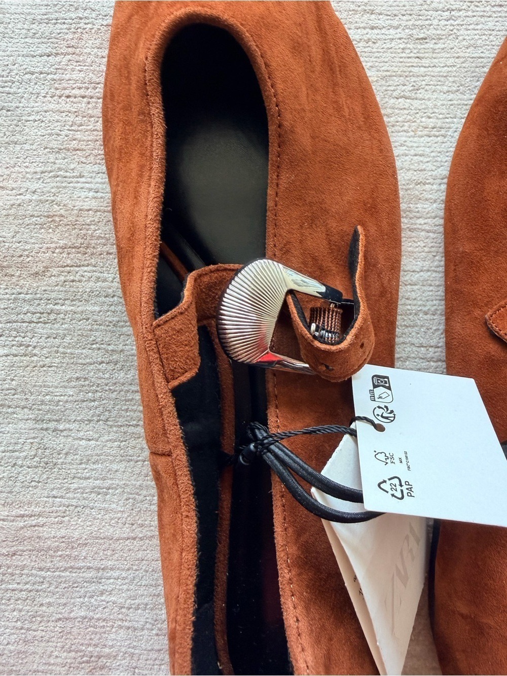 Zara Rust Brown Suede Mary Jane Flats Silver Buckle Size 7.5 NWT - Picture 3 of 4
